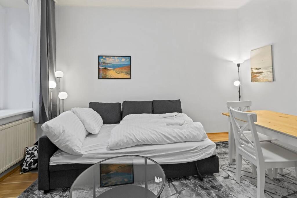 Modern Apartment Close To Center - 2Br เวียนนา ภายนอก รูปภาพ