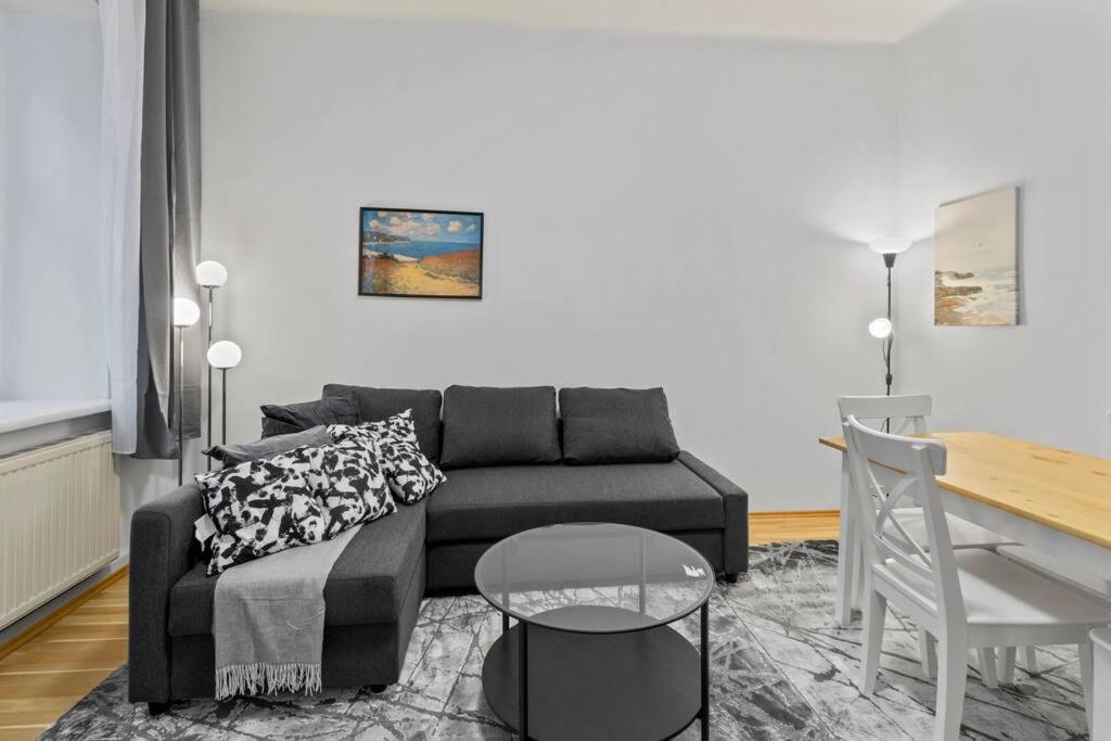 Modern Apartment Close To Center - 2Br เวียนนา ภายนอก รูปภาพ